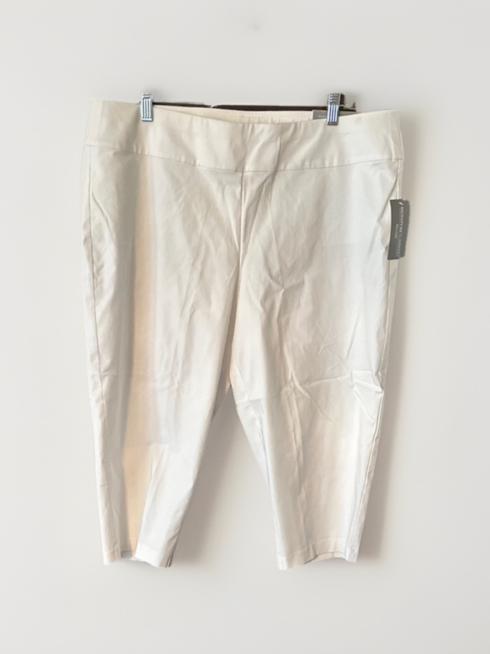 CJ Banks Cream Capris